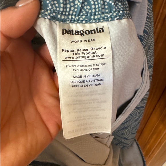 Patagonia Fleetwith Tasmanian Teal Sleeveless Athletic Dress - Picture 5 of 7